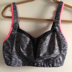 Lulu lemon sports bra